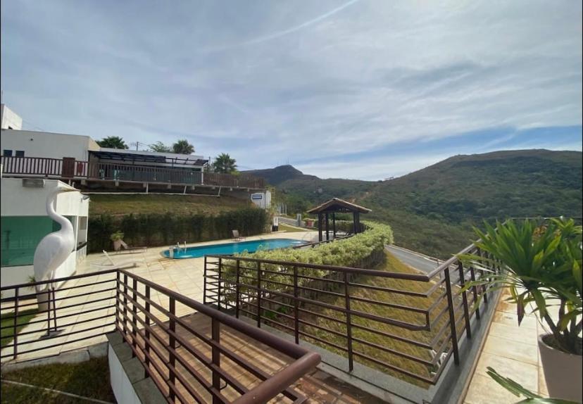 Casa Em Escarpas Do Lago Villa กาปีตอลิโอ ภายนอก รูปภาพ